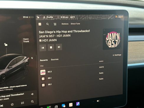 Used 2023 Tesla Model 3 Standard Range RWD image 16