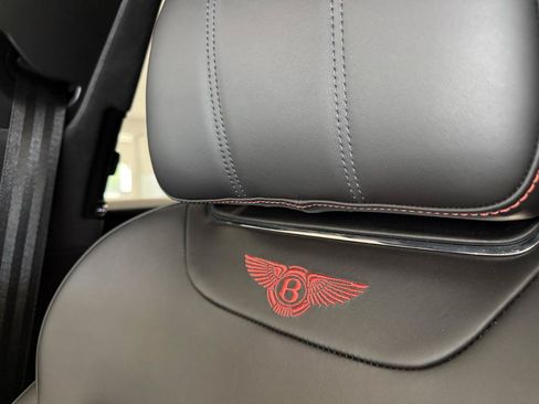 Used 2018 Bentley Bentayga Activity AWD/4WD image 27