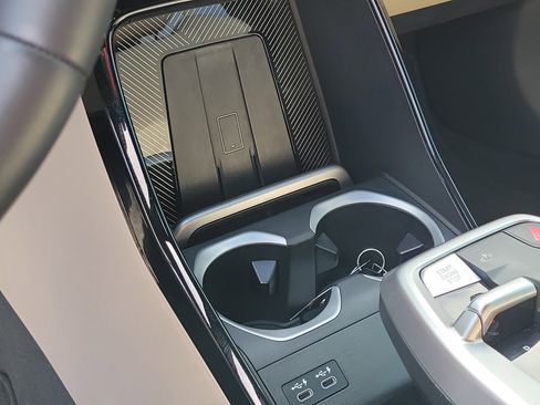 Used 2024 BMW X1 M35i w/ Premium Package image 30