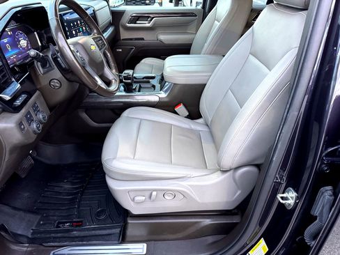 Used 2023 Chevrolet Silverado 1500 LTZ w/ Technology Package image 11