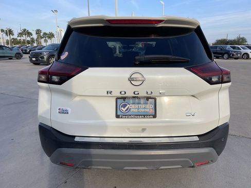 Certified 2023 Nissan Rogue SV image 4