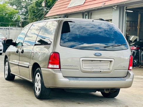 Used 2006 Ford Freestar SE FWD image 8