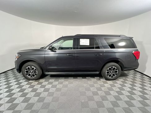 Used 2024 Ford Expedition Max XLT image 6