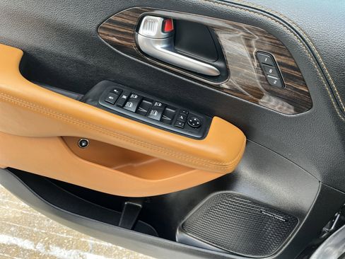 Used 2021 Chrysler Pacifica Pinnacle image 12