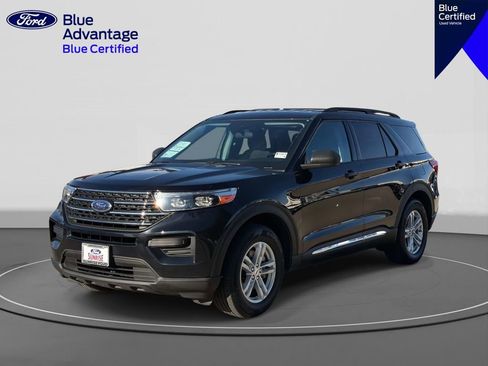 Certified 2023 Ford Explorer XLT image 1