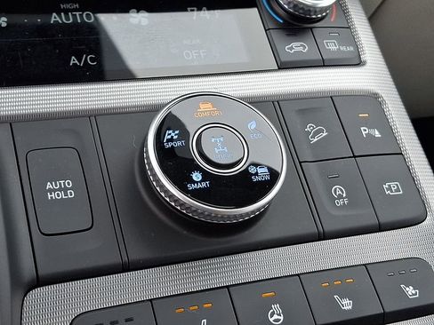 Used 2023 Hyundai Palisade Calligraphy w/ Cargo Package AWD/4WD image 25