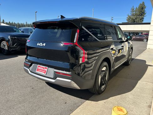 New 2026 Kia EV9 Wind image 6