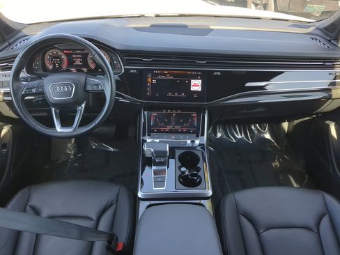 Used 2025 Audi Q7 3.0T Premium Plus image 15