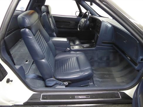 Used 1991 Buick Reatta Coupe image 21