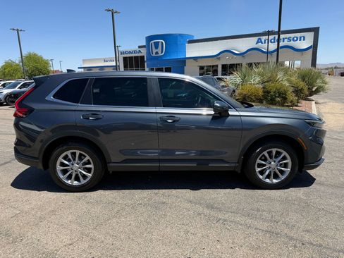 Used 2025 Honda CR-V EX image 4