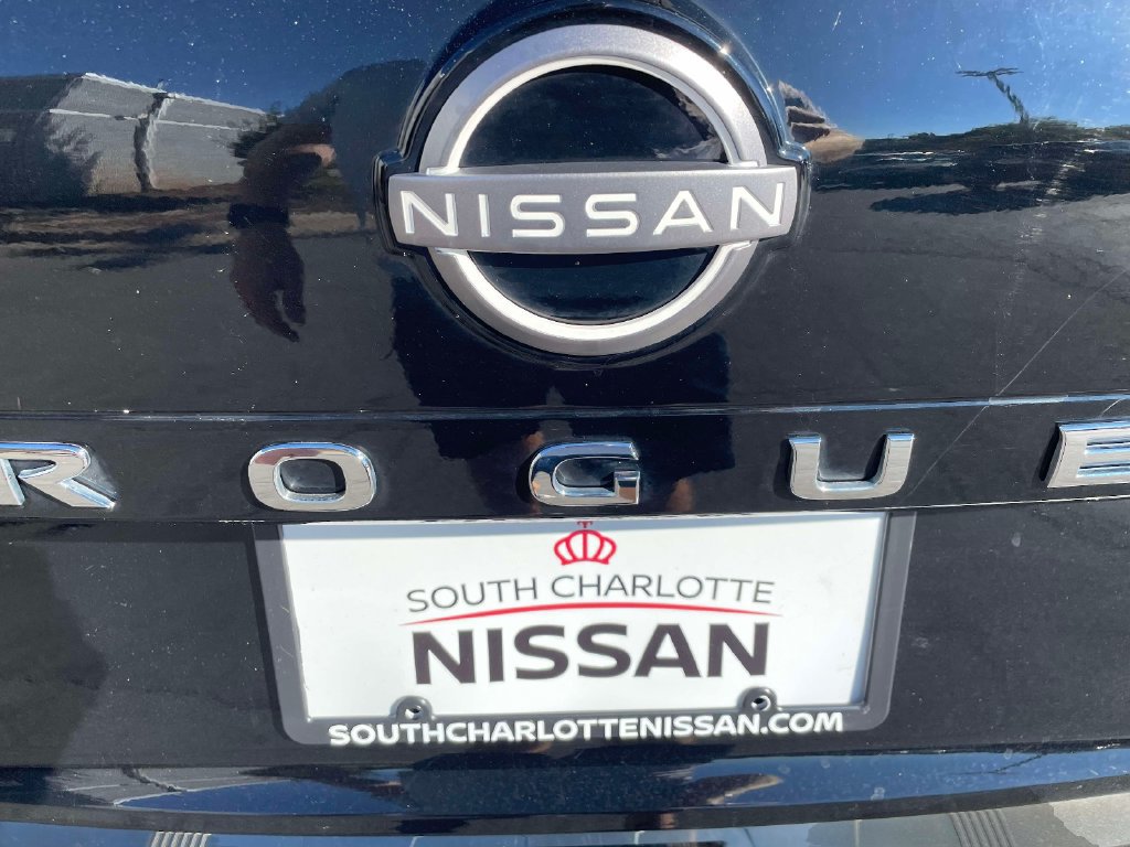 Used 2023 Nissan Rogue SV w/ SV Premium B Package AWD/4WD image 13