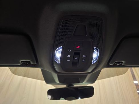 Used 2025 Audi Q5 Prestige image 21