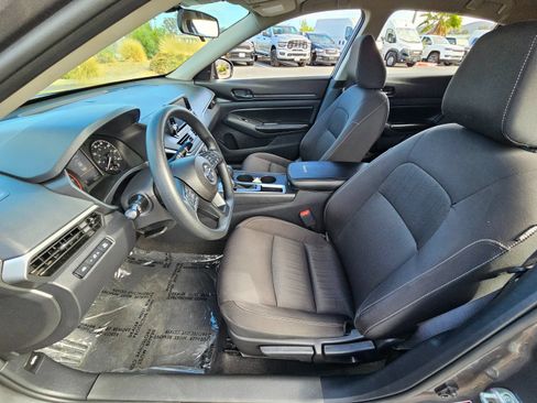 Used 2023 Nissan Altima 2.5 S FWD image 17