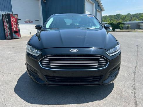 Used 2016 Ford Fusion SE FWD image 8