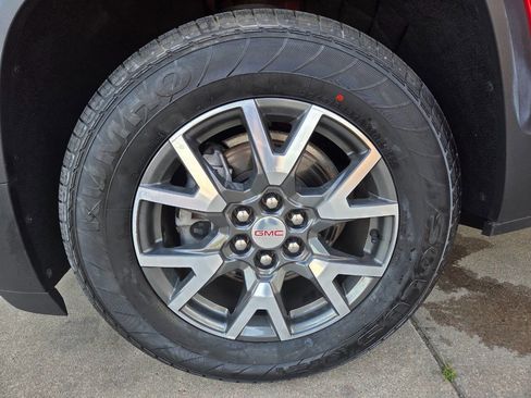 Used 2021 GMC Acadia SLE w/ Driver Convenience Package image 58