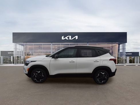 New 2026 Kia Seltos S FWD image 7