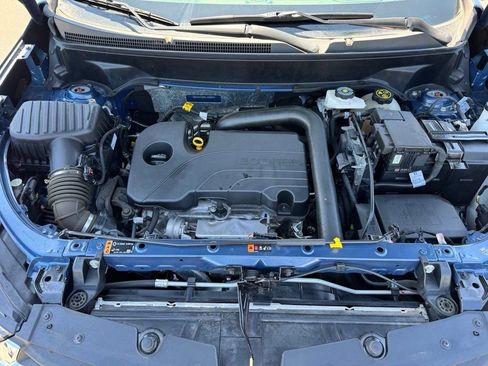 Used 2024 Chevrolet Equinox LS FWD image 19