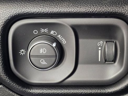 New 2026 RAM 1500 Big Horn w/ Night Edition image 29