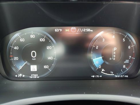 Used 2021 Volvo XC90 T6 Momentum w/ Advanced Package image 26