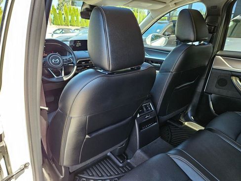 Certified 2024 MAZDA CX-90 Plug-In Hybrid w/ Preferred AWD/4WD image 16