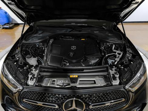 Used 2024 Mercedes-Benz GLC 300 image 51
