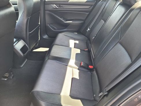 Used 2019 Honda Accord Sport image 11