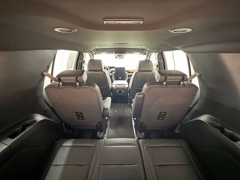 Used 2025 GMC Yukon Denali image 30