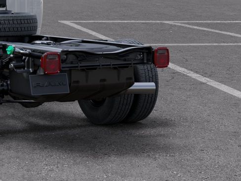 New 2026 RAM 3500 Big Horn AWD/4WD image 24