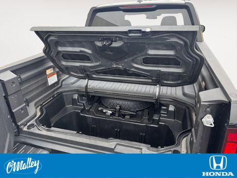 Certified 2025 Honda Ridgeline Sport image 12