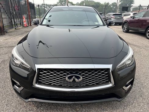 Used 2019 INFINITI Q50 Luxe w/ Essential Package (3.0T Luxe) AWD/4WD image 2