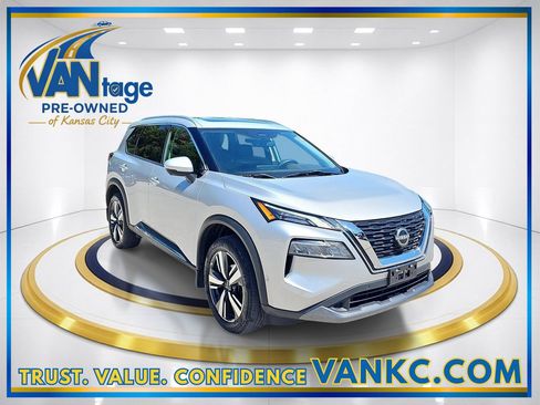 Used 2023 Nissan Rogue SL w/ SL Premium Package AWD/4WD image 3