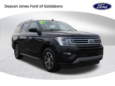 Used 2021 Ford Expedition XLT image 1