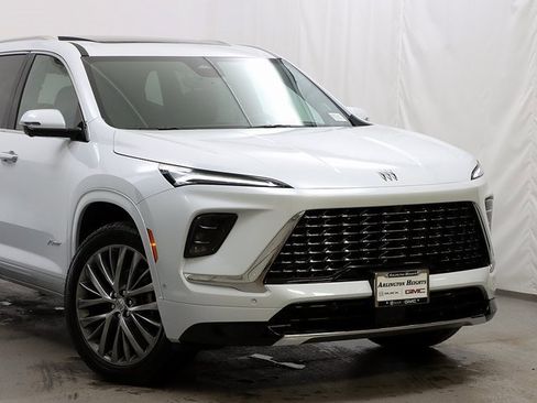 New 2026 Buick Enclave Avenir w/ Super Cruise Package image 2