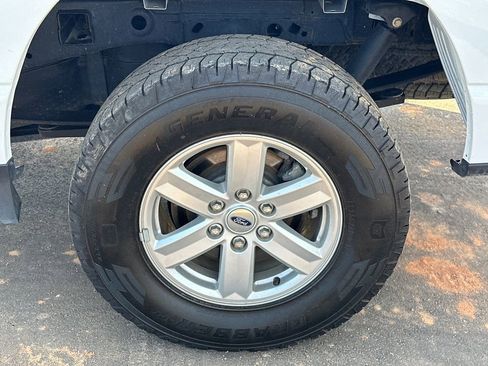 Used 2023 Ford F150 XLT w/ Trailer Tow Package image 19