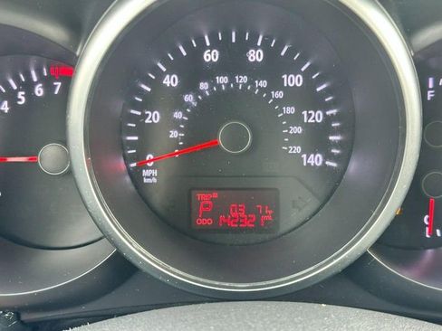 Used 2013 Kia Soul + w/ Audio Pkg FWD image 21