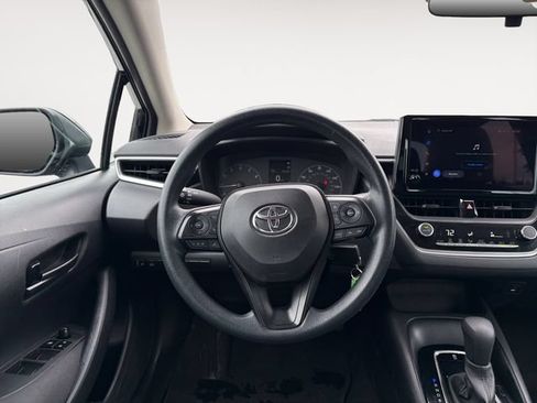 Used 2024 Toyota Corolla LE FWD image 13