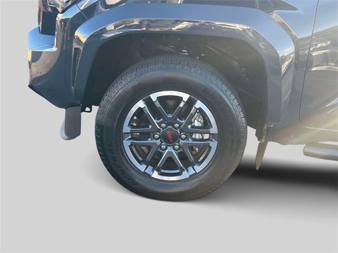 Used 2024 Toyota Tacoma TRD Sport image 11