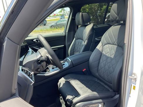 New 2026 BMW X5 sDrive40i w/ Executive Package RWD image 14