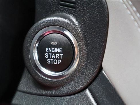 Used 2025 Subaru Outback Premium AWD/4WD image 17