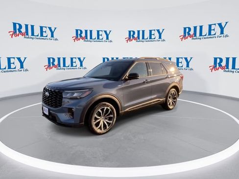 New 2026 Ford Explorer ST-Line AWD/4WD image 4