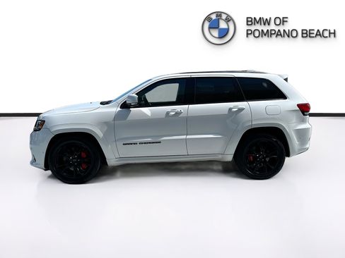 Used 2017 Jeep Grand Cherokee SRT AWD/4WD image 4