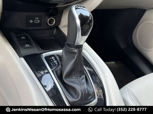 Certified 2021 Nissan Rogue Sport SL w/ Premium Package FWD image 42