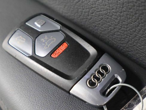 Used 2020 Audi Q5 2.0T Premium Plus AWD/4WD image 39