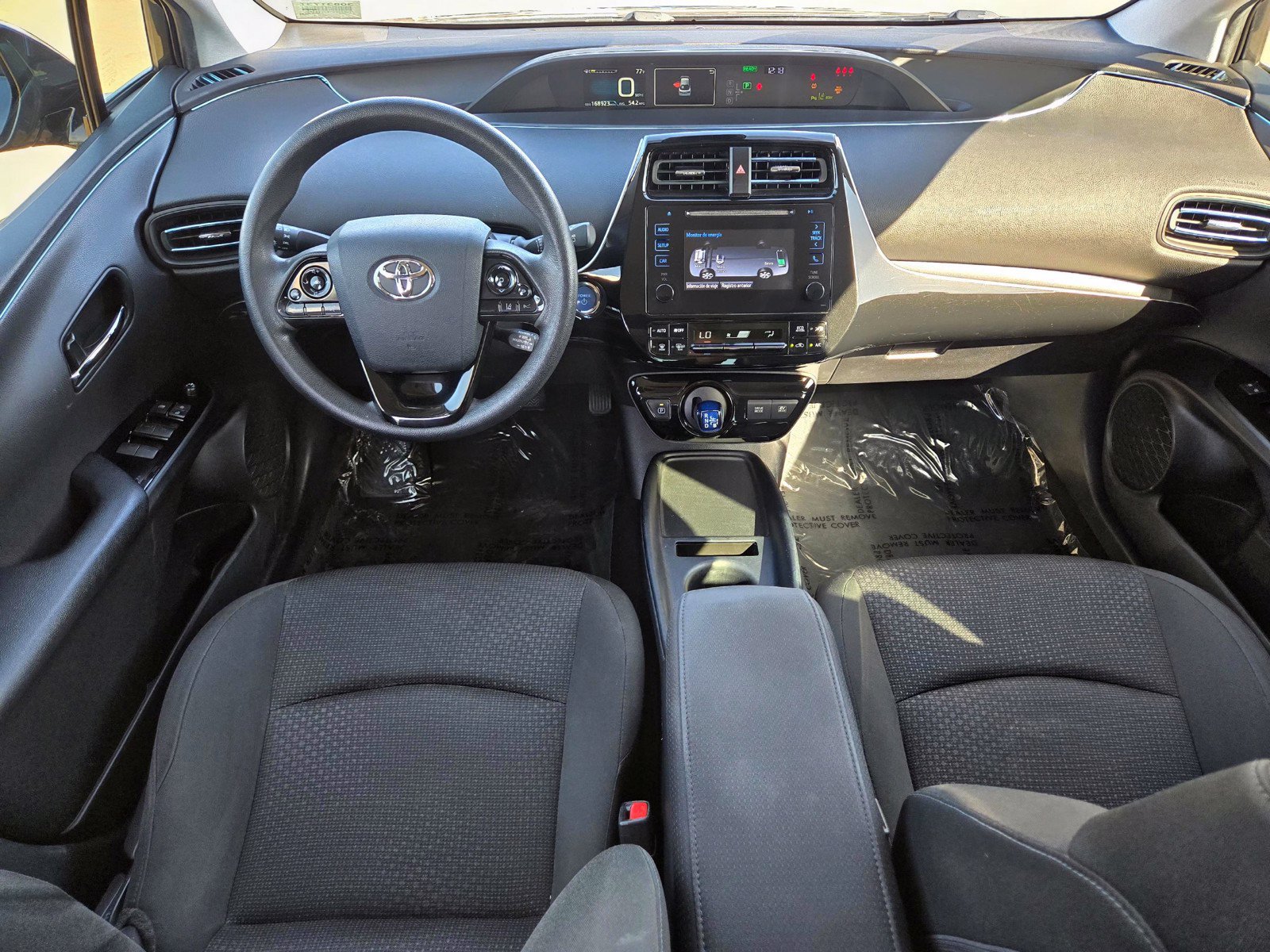 Used 2019 Toyota Prius LE FWD image 17