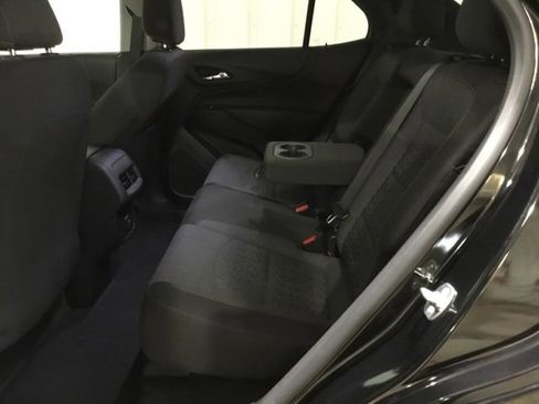 Used 2024 Chevrolet Equinox LT image 38