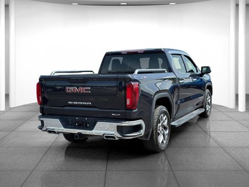 Used 2022 GMC Sierra 1500 SLT w/ X31 Off-Road Package AWD/4WD image 7
