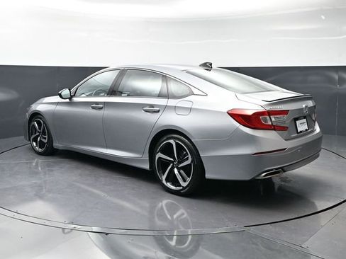 Used 2022 Honda Accord Sport image 7