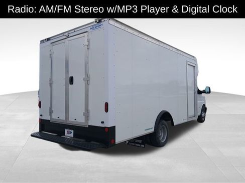 New 2025 GMC Savana 3500 Work Van w/ Power Convenience Package image 6