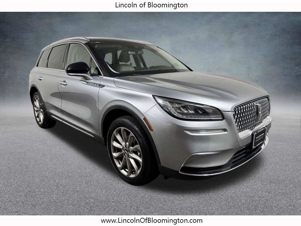 Used 2022 Lincoln Corsair AWD w/ Premium Package image 12