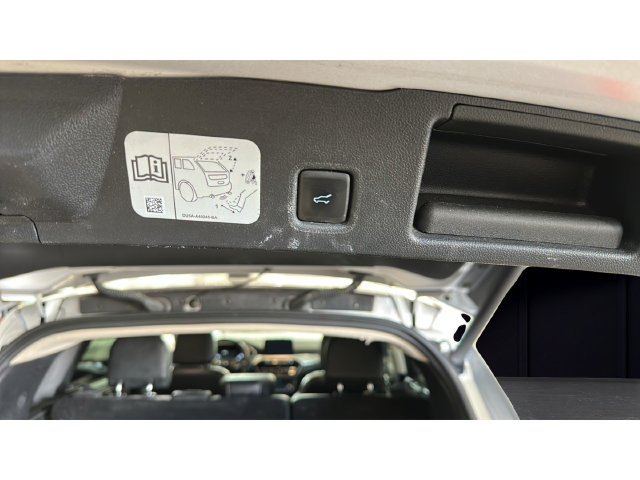 Used 2020 Ford Escape SEL AWD/4WD image 32